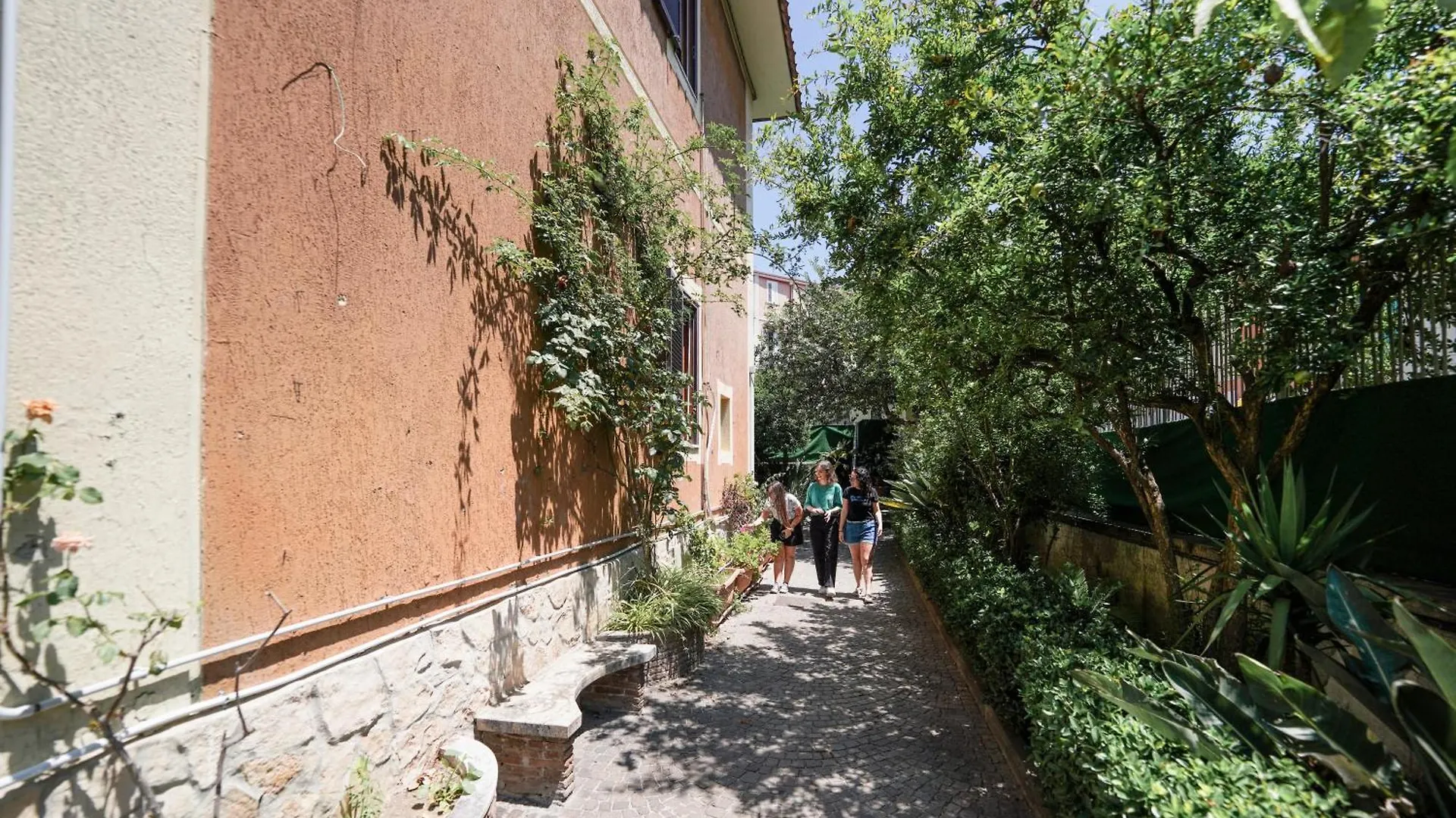 Los Mochileros Hostel - Age Limit 18-28 Naples